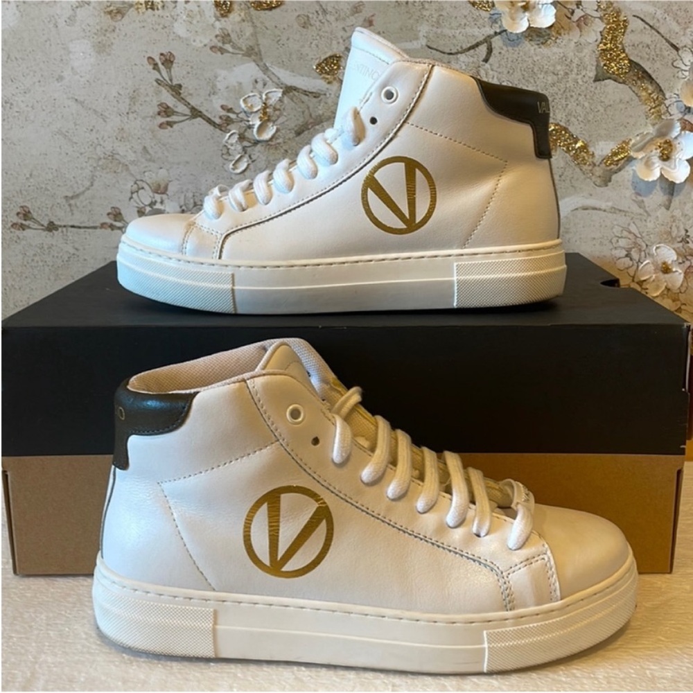 Valentino✨ Ankle Sneakers by Mario Valentino